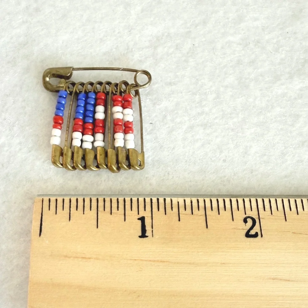 VTG Patriotic Americana Pin Lot USA Flag United We Stand Safety Pin Brooch
